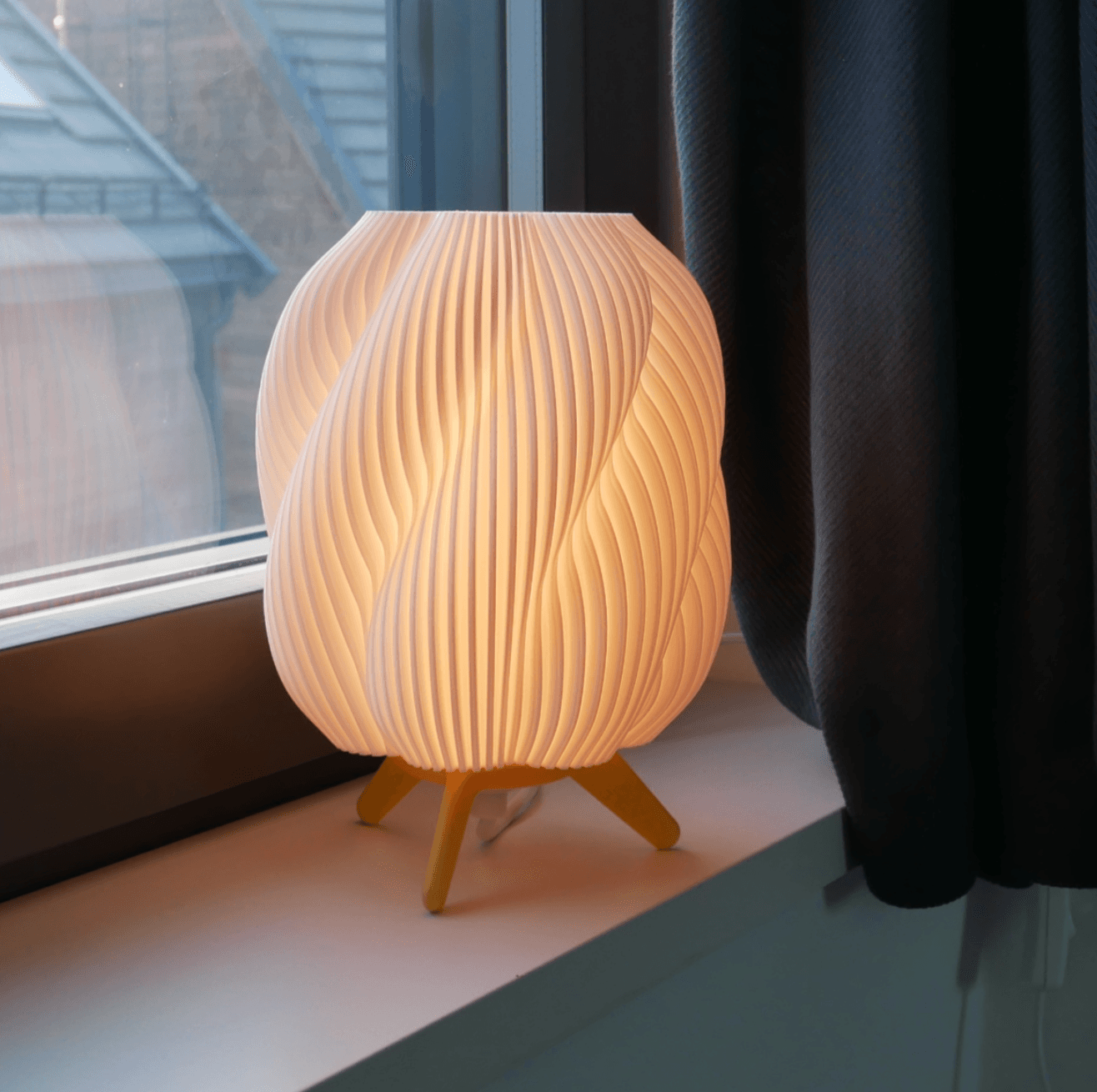 Lámpara de espiral rayada